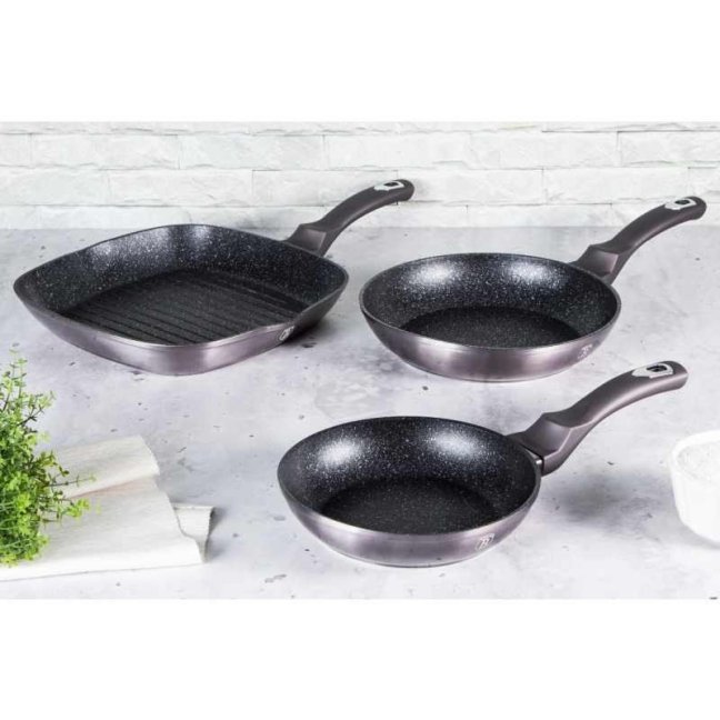 BERLINGERHAUS Panvica grilovacia s mramorovým povrchom a pokrievkou 28 cm Carbon PRO Line BH-6909