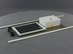 Komplet automatického otvárania a zatvárania kurníka MLP SO60 so solárnym panelom