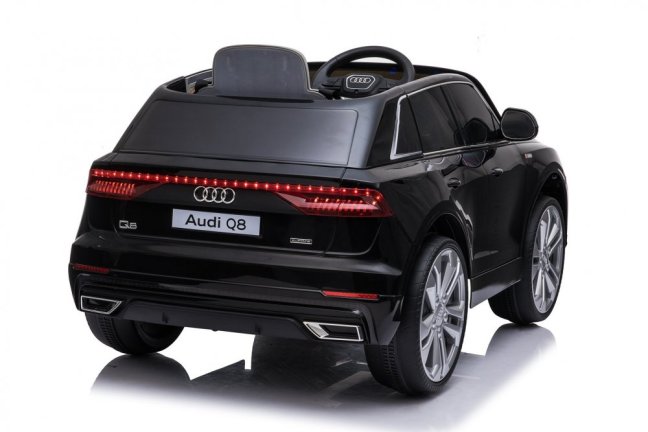 Detské elektrické auto Audi Q8 čierna/black